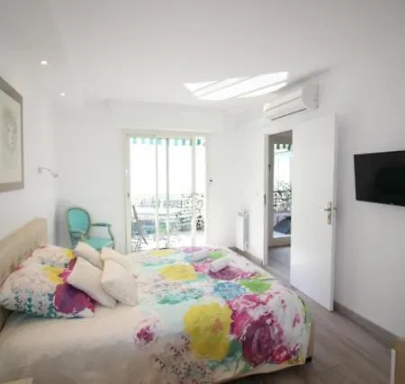 Palm Croisette Sea View Apartment *